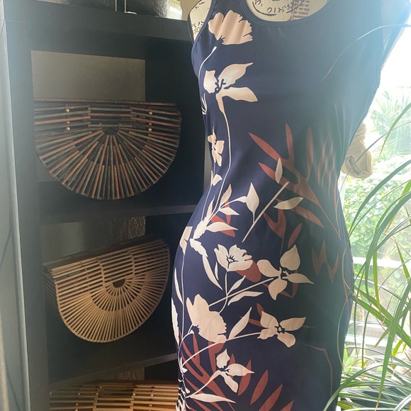 Leaf and Floral Print Dress - Picture 6 of 7